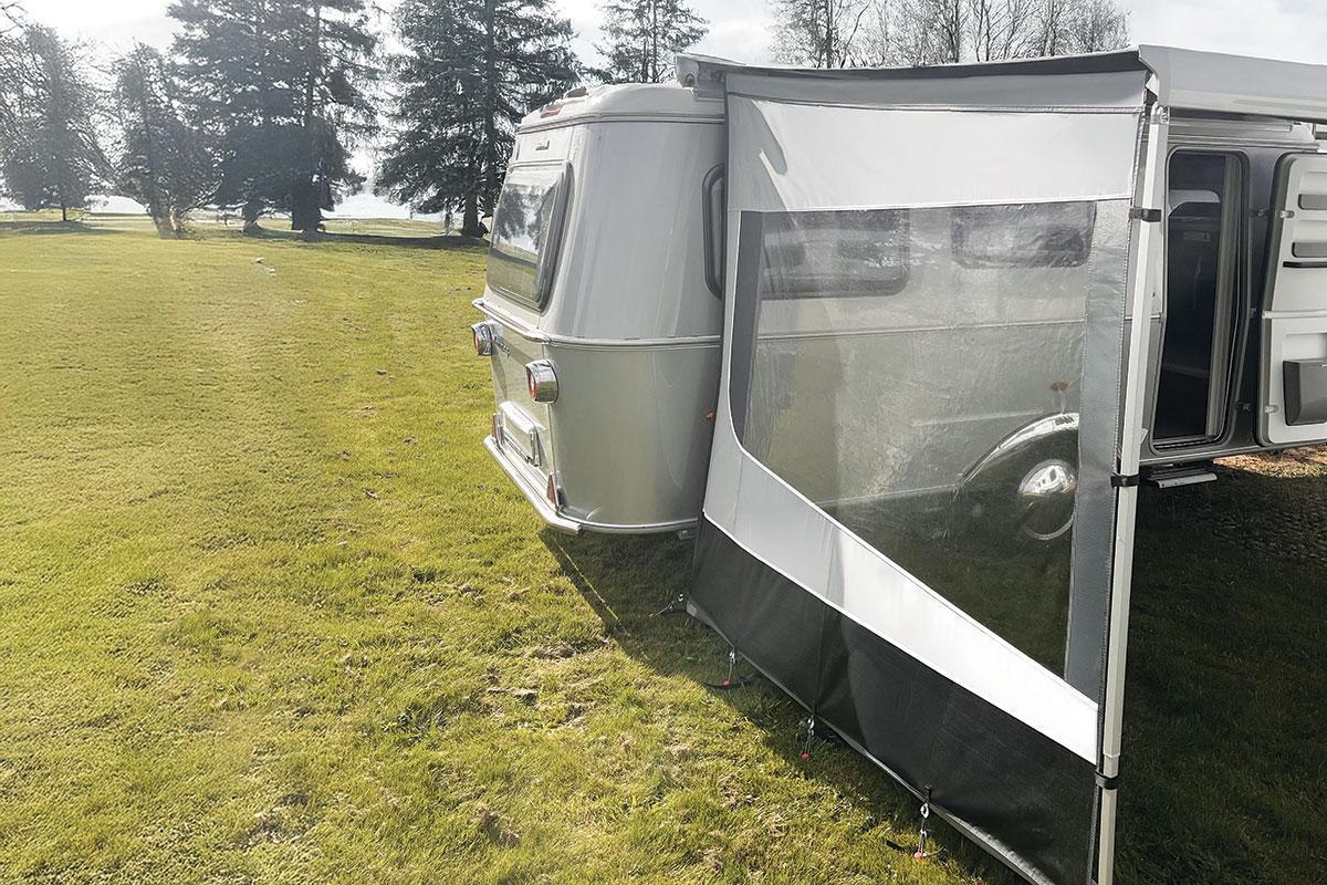 Isabella Eriba Touring Wind Side – Glossop Awnings