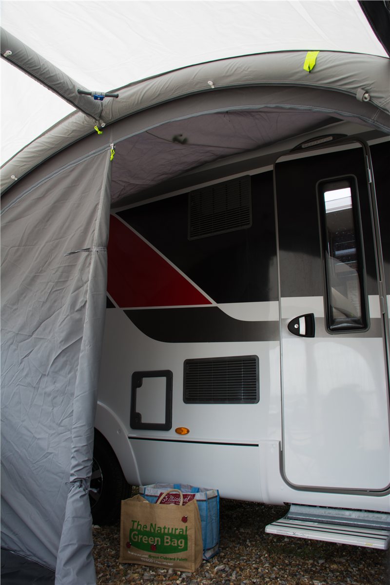 Kampa Motor Fiesta Air Pro 350 Drive Away Awning (Brand New)