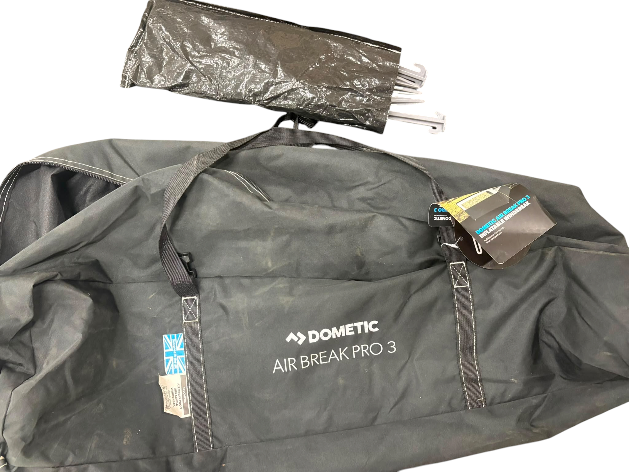 Dometic Air Break Pro 3 Panel Windbreak (Outdoor Show Demo)