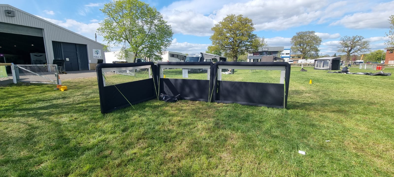Dometic AIR Break Pro 3 x 1 Individually Zipped Panels Windbreak