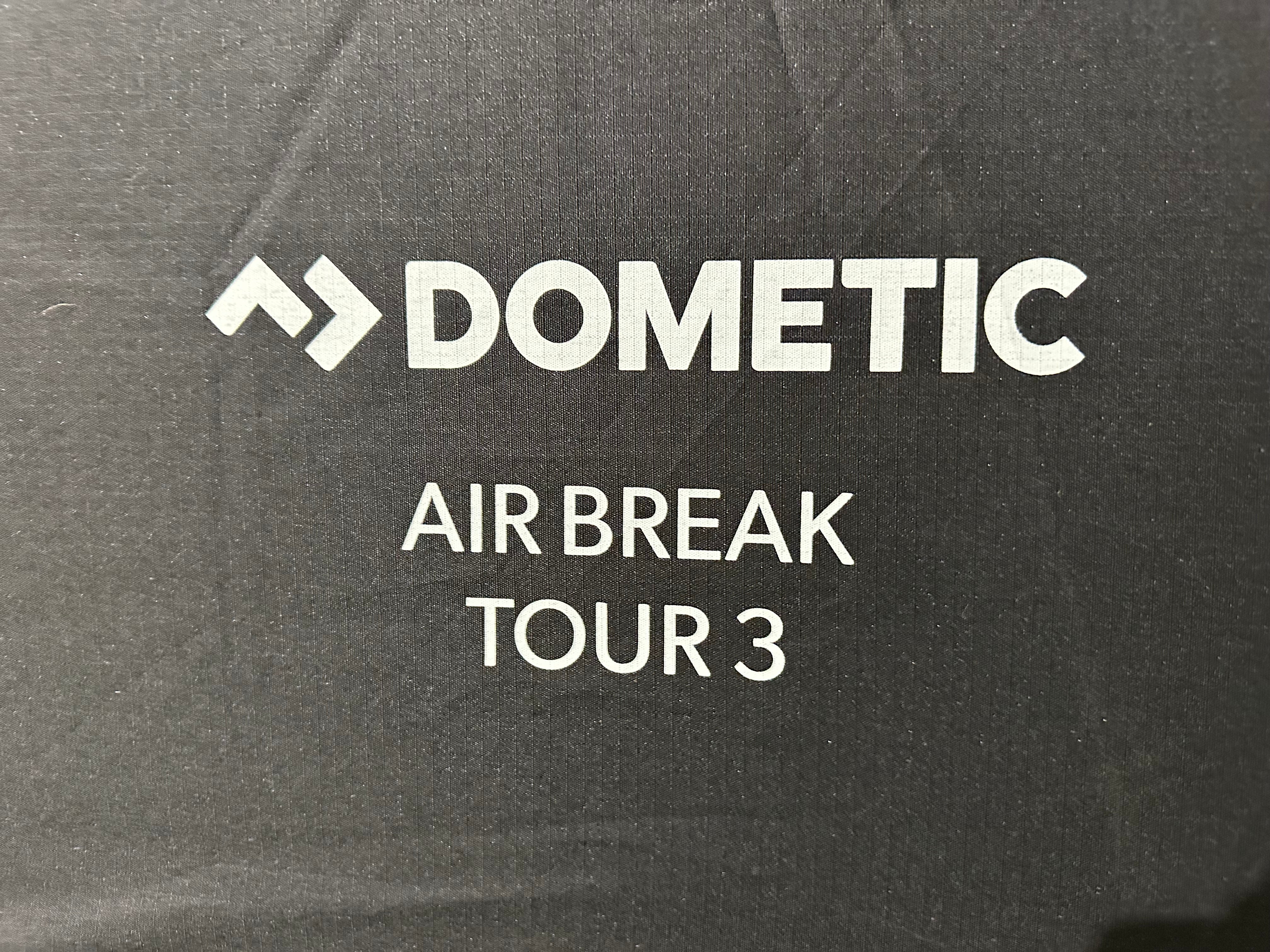 Dometic Air Break Tour 3-Panel Windbreak (Outdoor Show Demo)