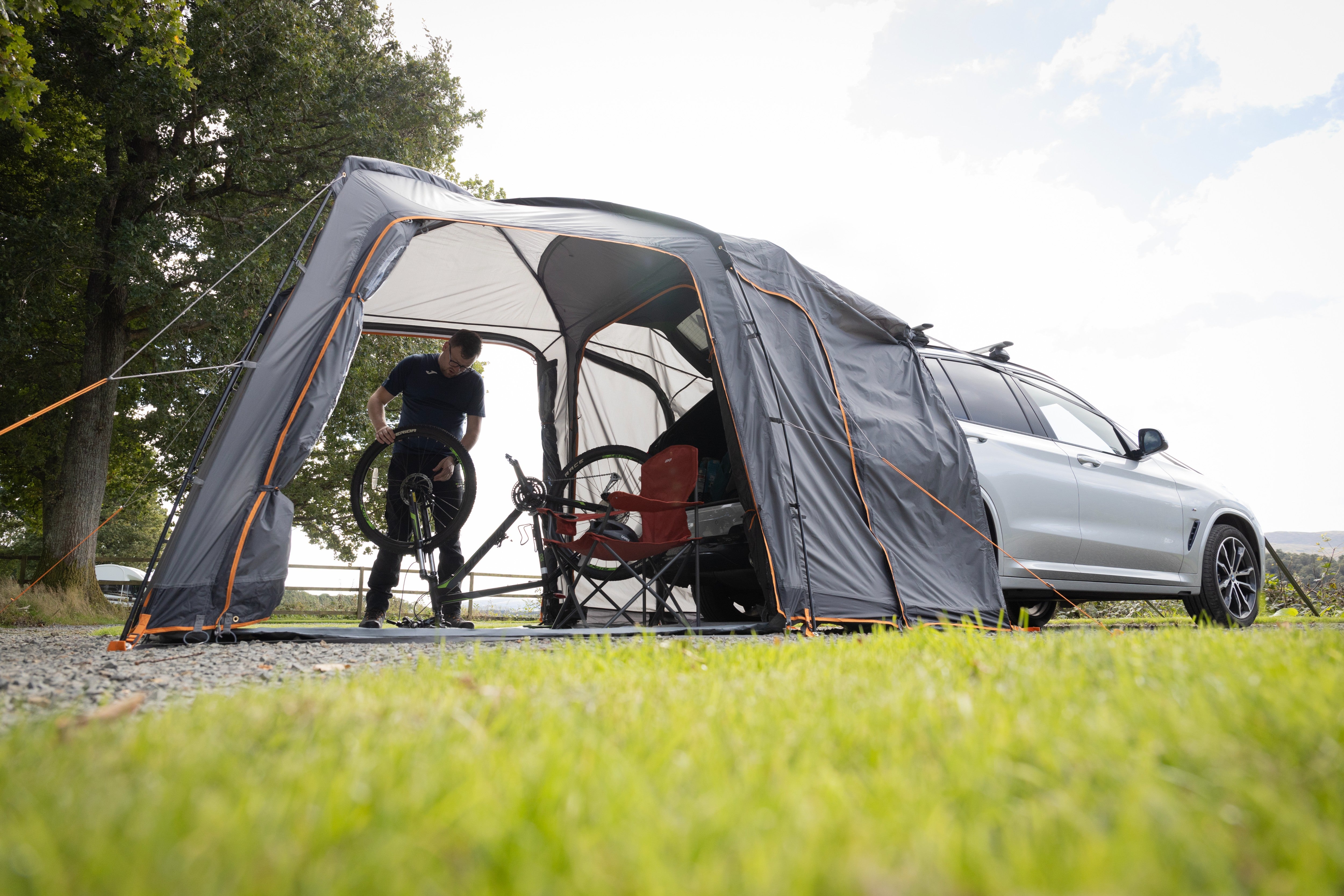 Vango Tailgate Hub II Low Poled Drive Away Awning