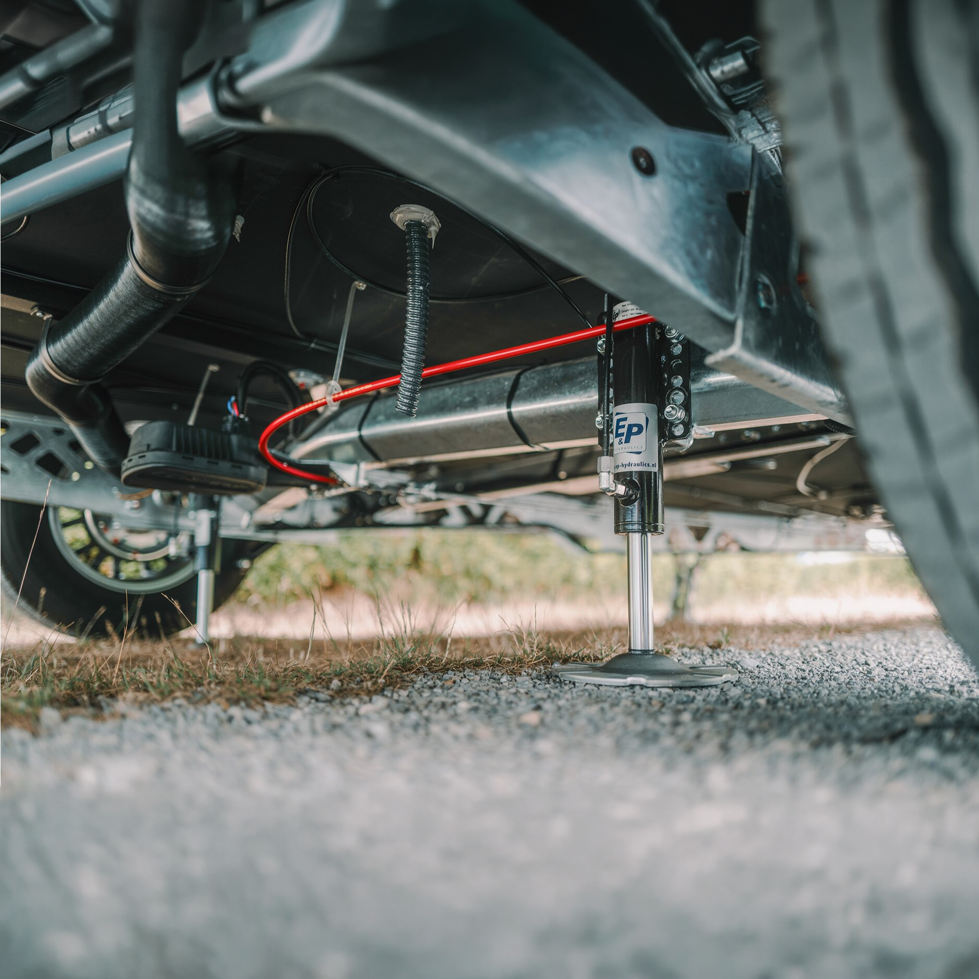 ALKO E&P LevelC Hydraulic Levelling System For Caravans