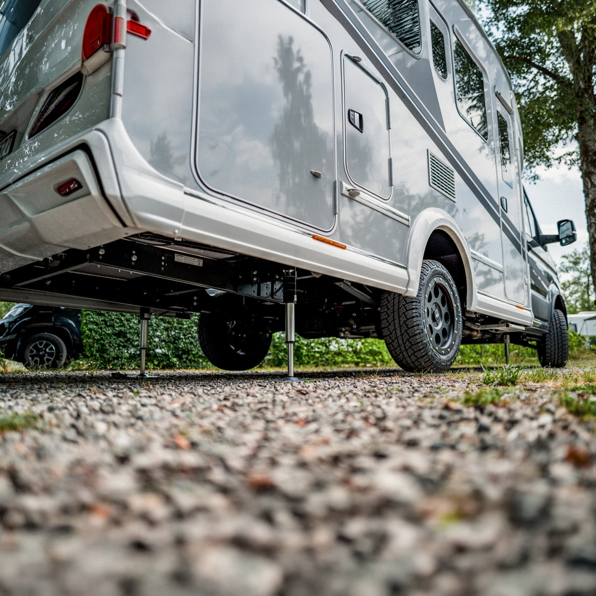 ALKO E&P HY4 Hydraulic Levelling System For Motorhomes