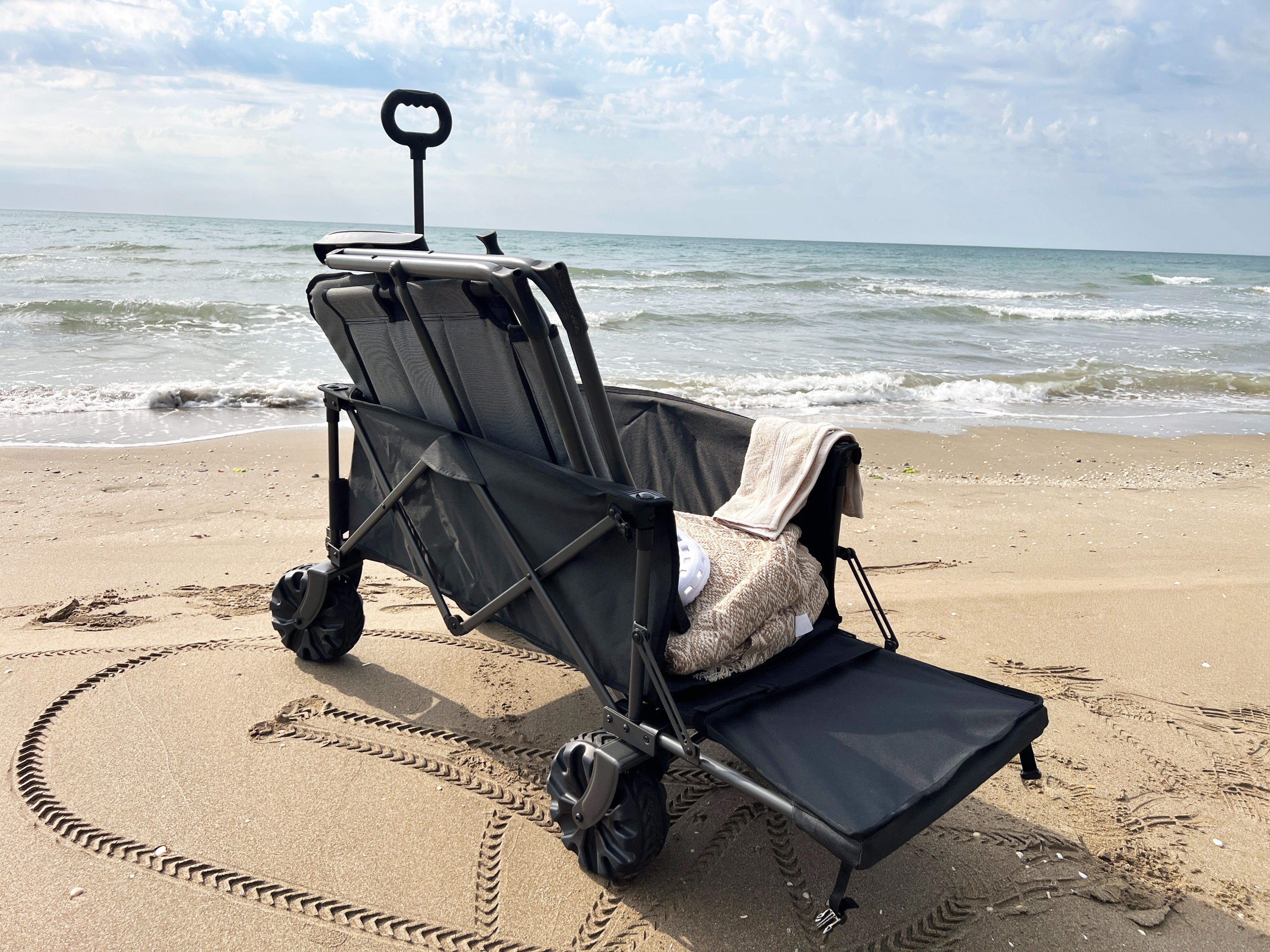 Isabella Beach Trolley