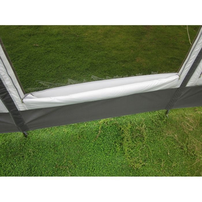 Camptech Carnival Lux Poled Windbreak with Blinds