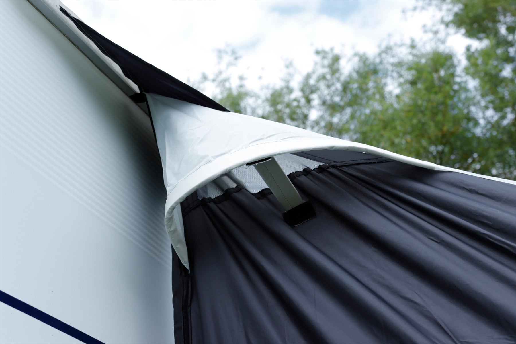Leisurewize Mirage 325 Caravan Porch Awning