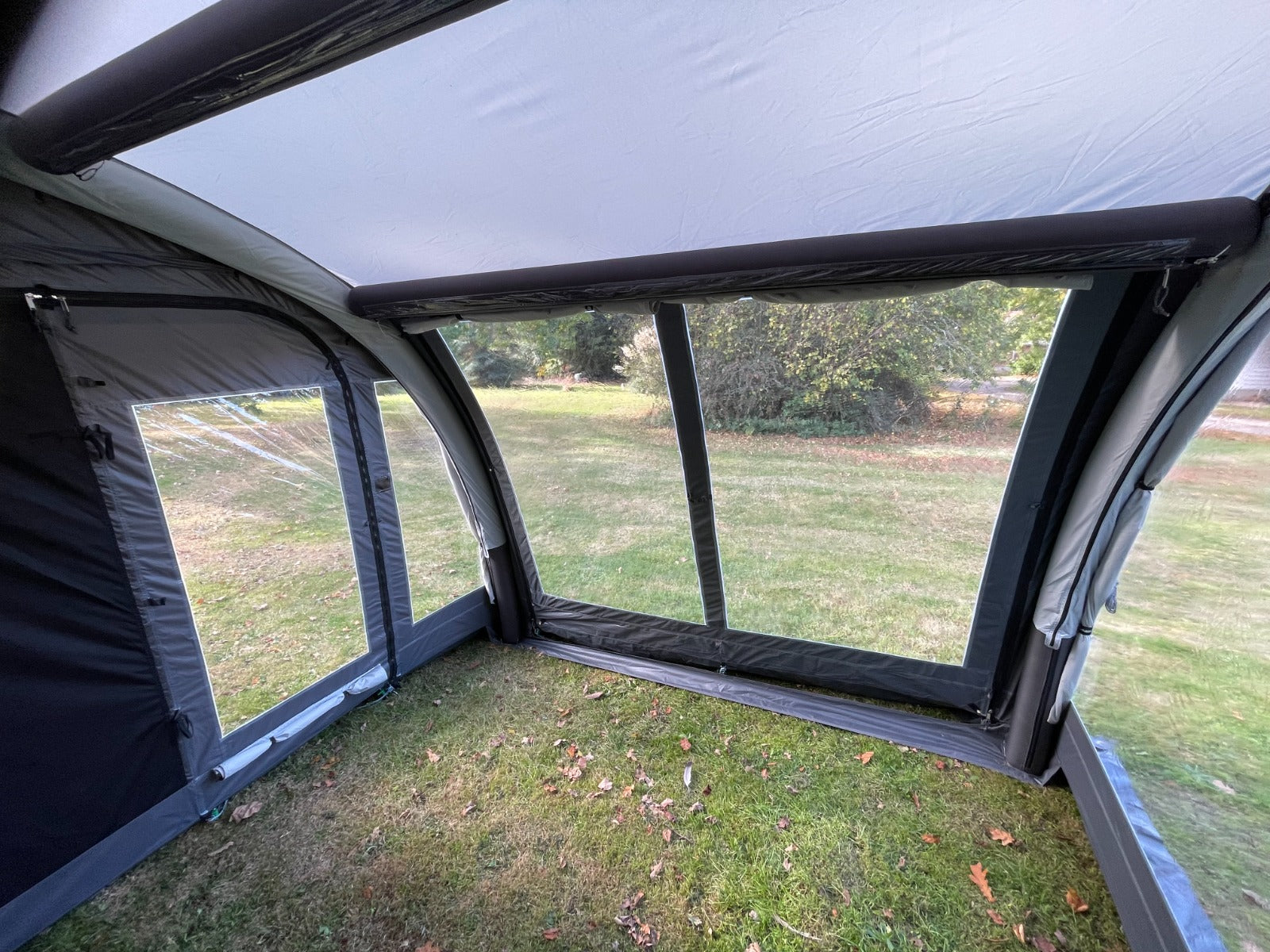 Sunncamp Ultima Pro Air 260 Inflatable Caravan Porch Awning