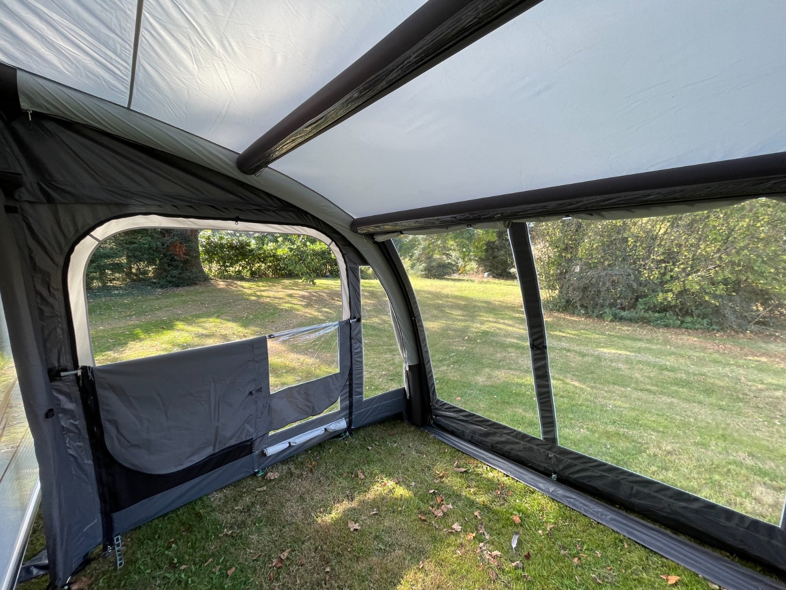 Sunncamp Ultima Pro Air 260 Inflatable Caravan Porch Awning