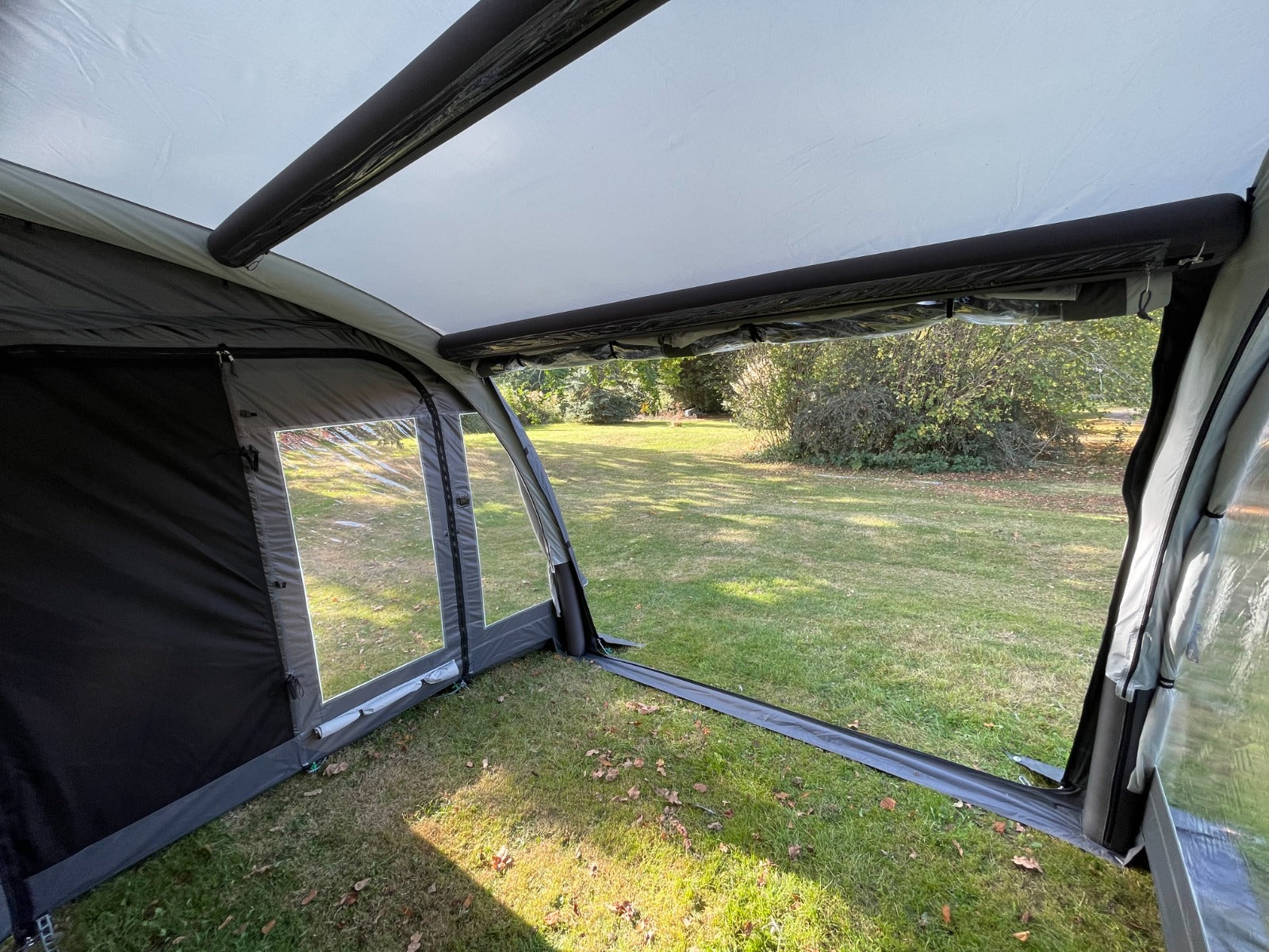 Sunncamp Ultima Pro Air 260 Inflatable Caravan Porch Awning