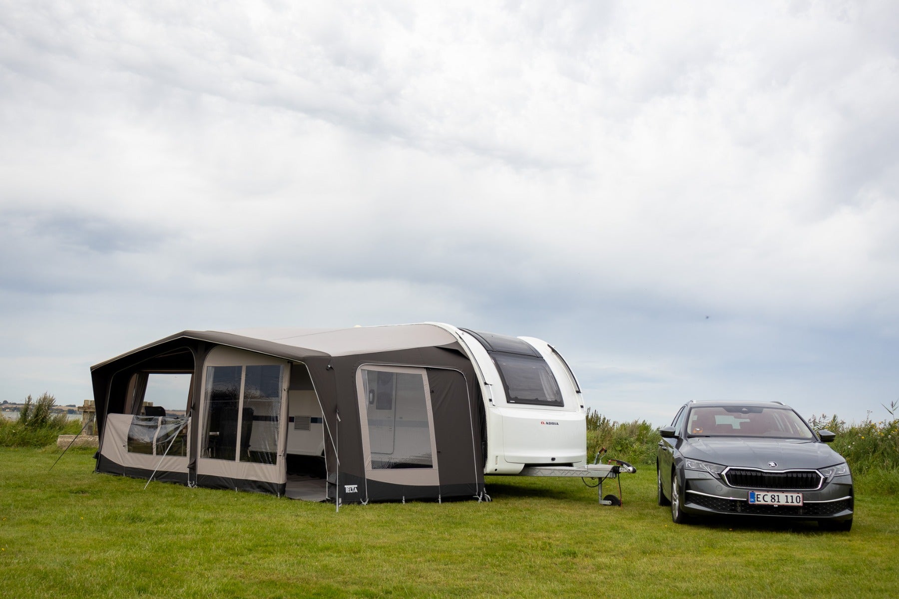 Telta Lounge Caravan Full Air Awning