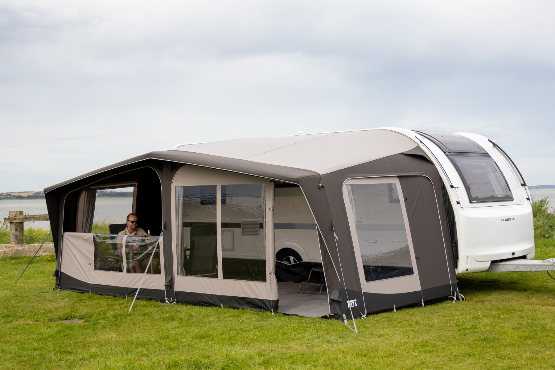Telta Lounge Caravan Full Air Awning