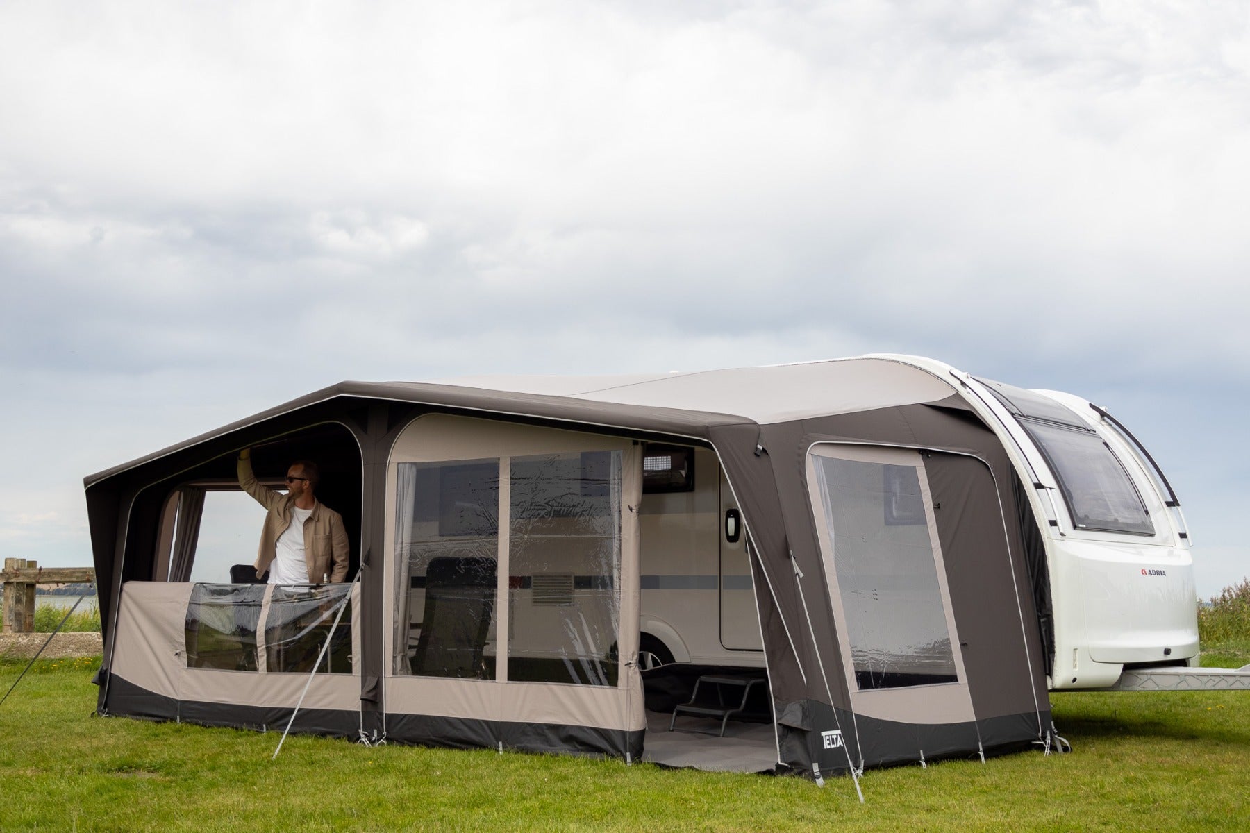 Telta Lounge Caravan Full Air Awning