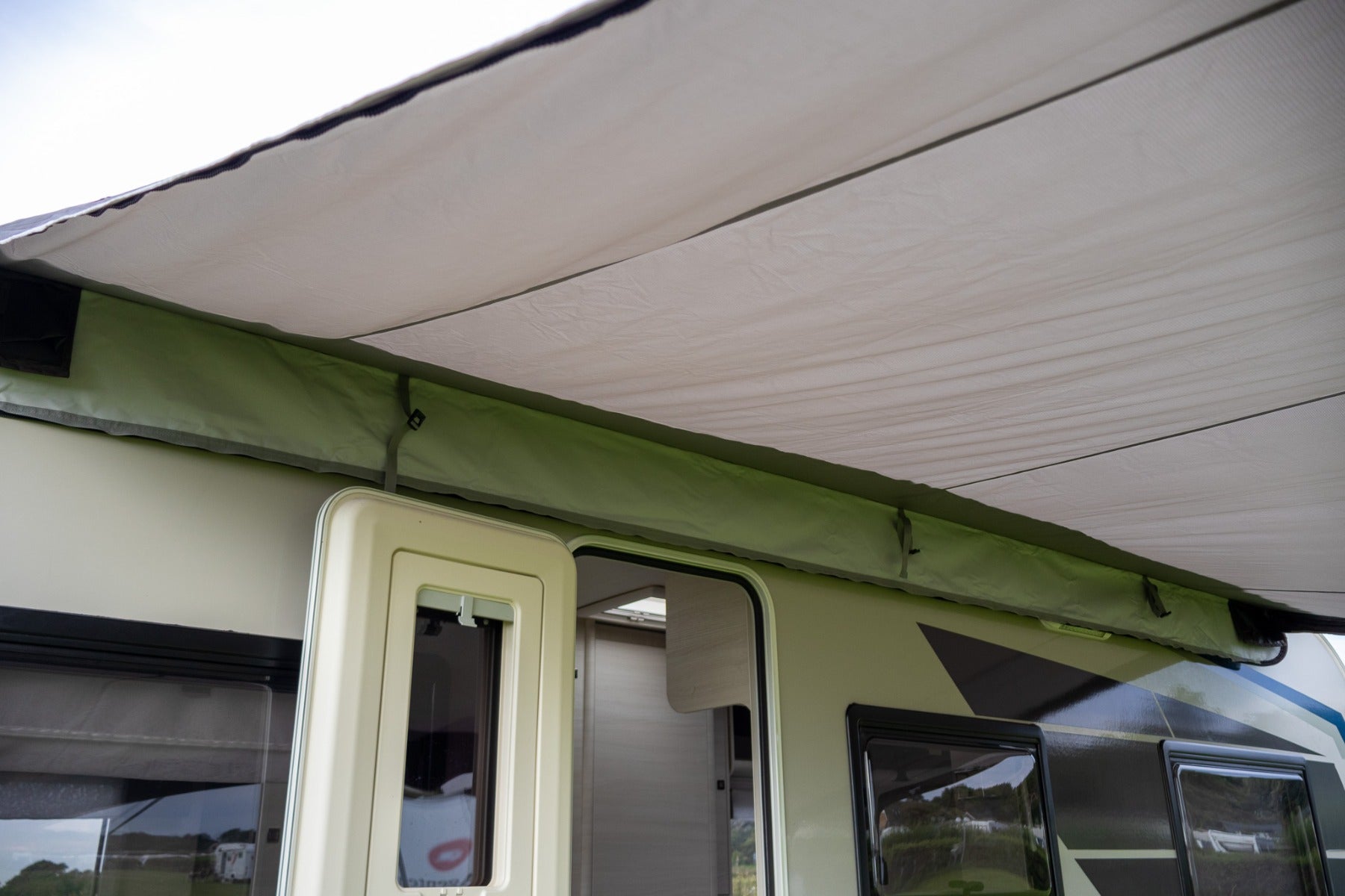 Telta Sky Link 400 Caravan Sun Canopy