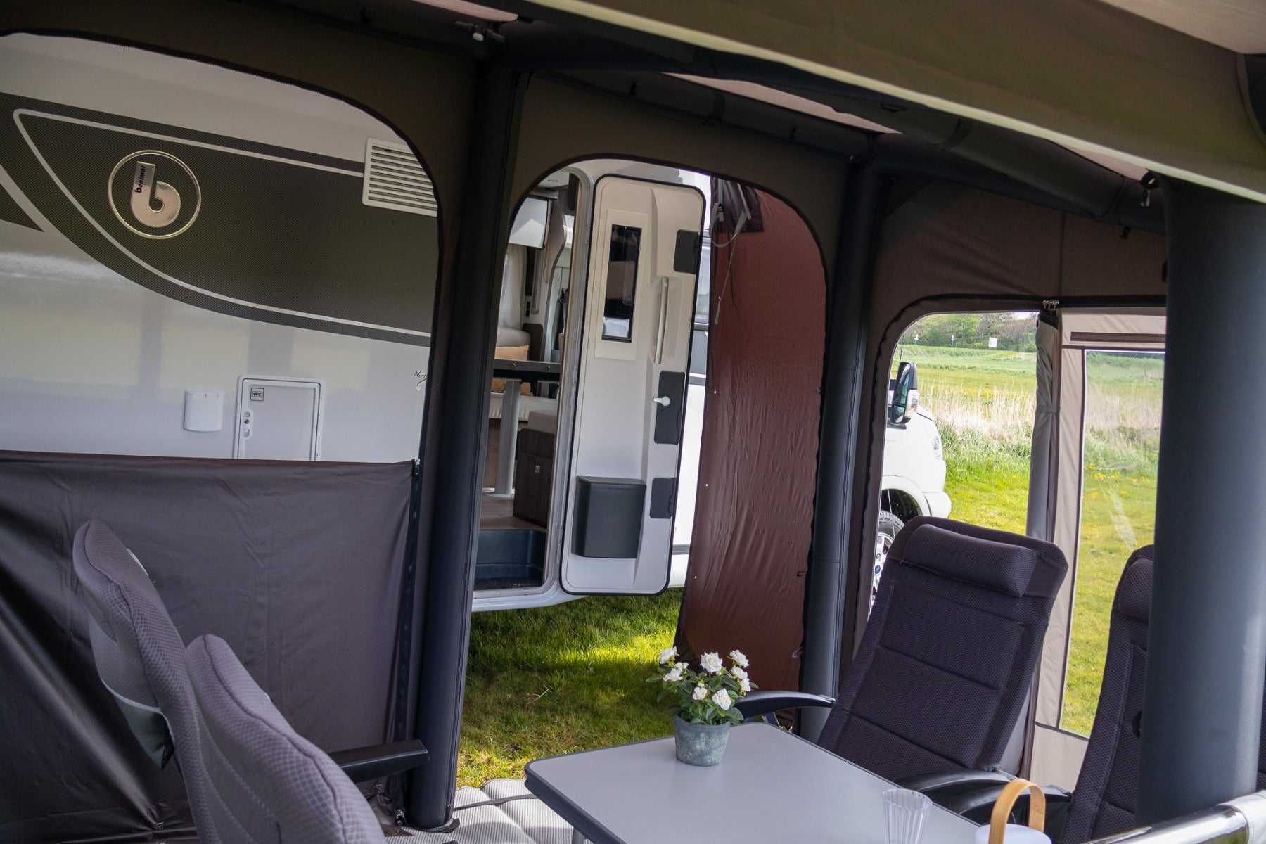 Telta Core 330 Drive Away Awning