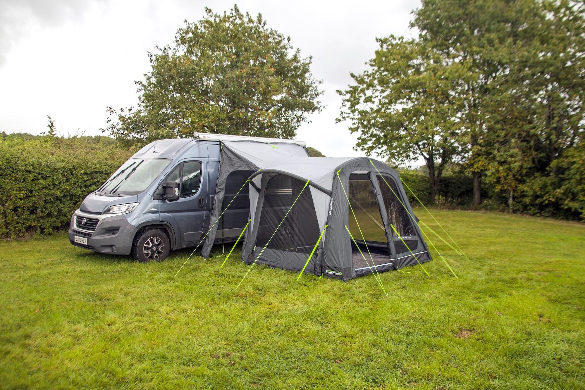 Outdoor Revolution Movelite T2M Air Mid Driveaway Awning (Includes Footprint)
