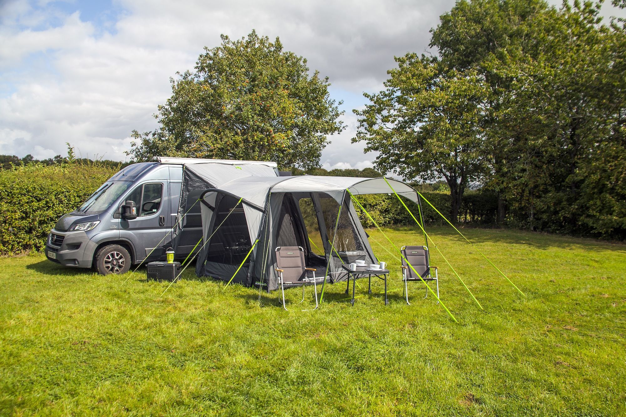 Outdoor Revolution Movelite T2M Air Mid Driveaway Awning (Includes Footprint)