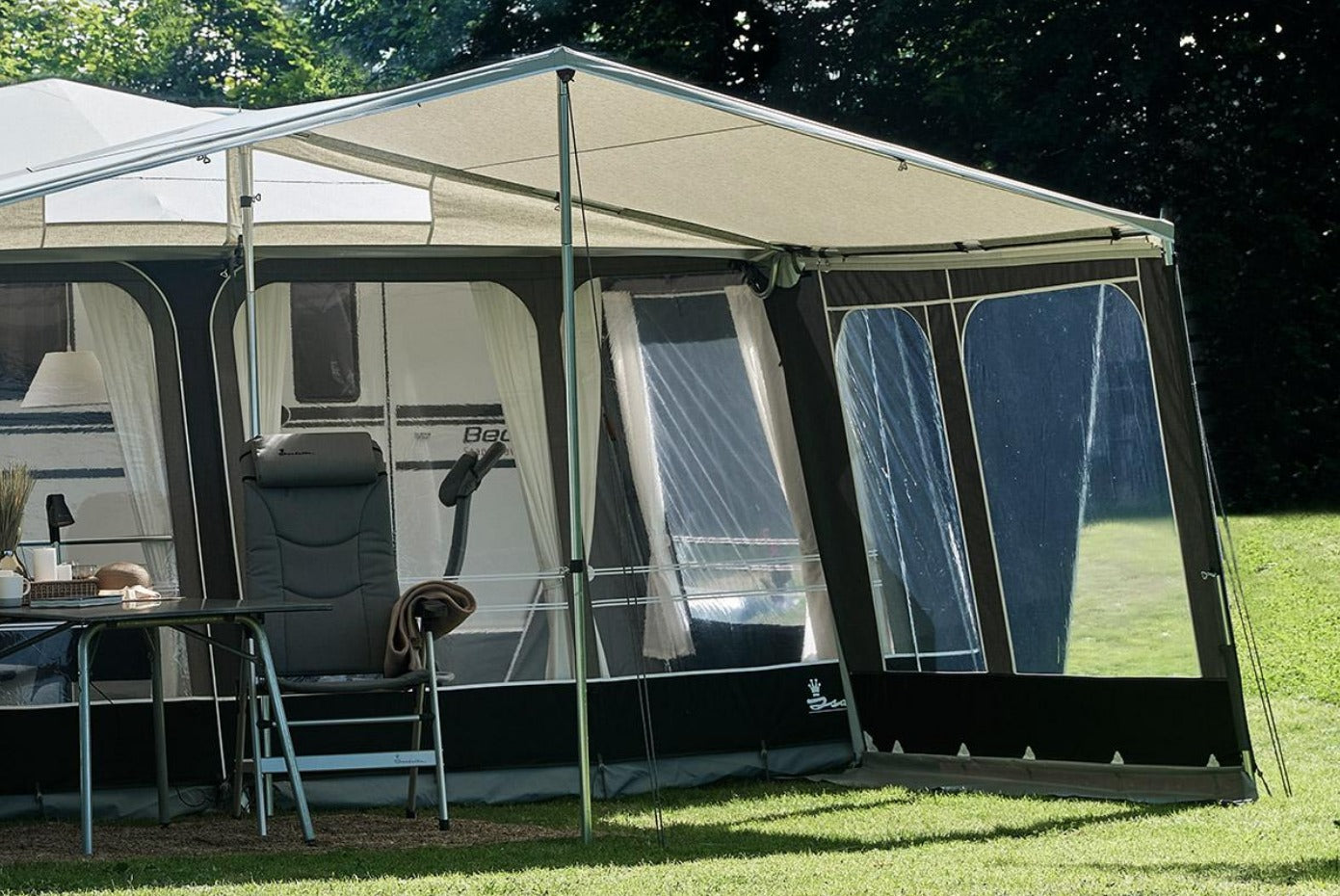 Isabella Front Sun Canopy Penta Side Panel