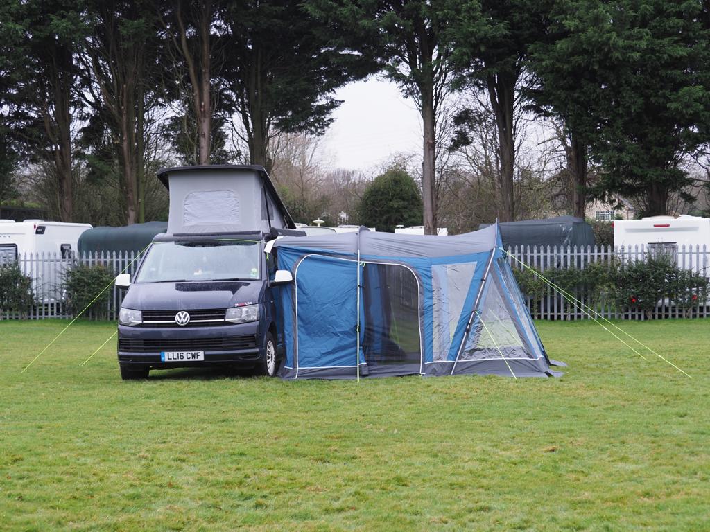 Quest Leisure Falcon 325 Low Drive Away Awning