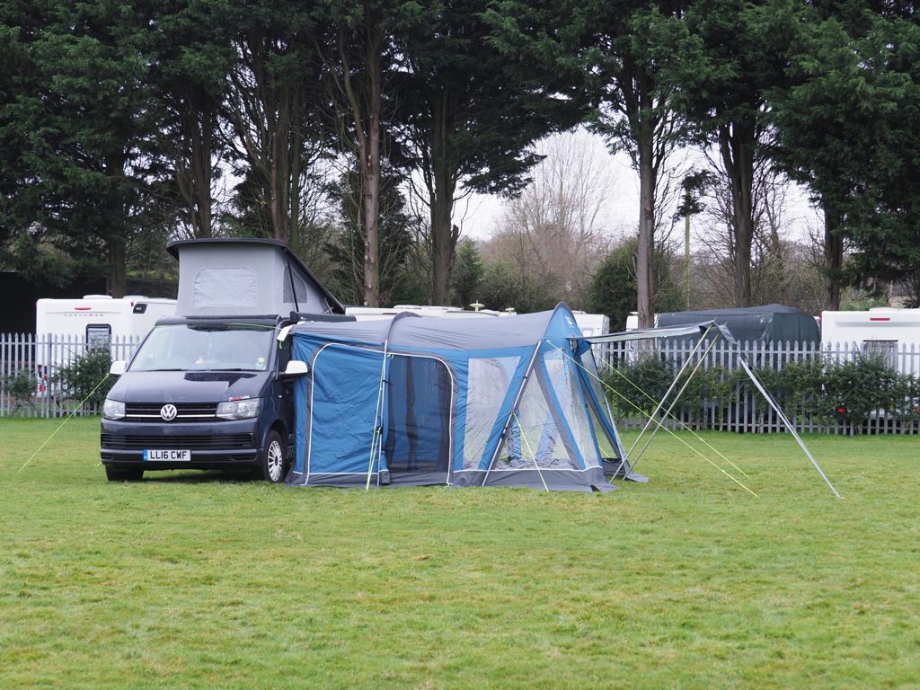 Quest Leisure Falcon 325 Low Drive Away Awning