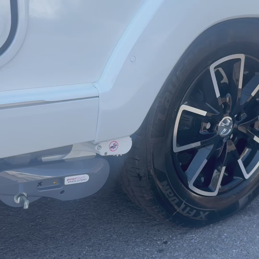 Load video: PowrTouch Evolution Single Axle Manual Engage Motormover