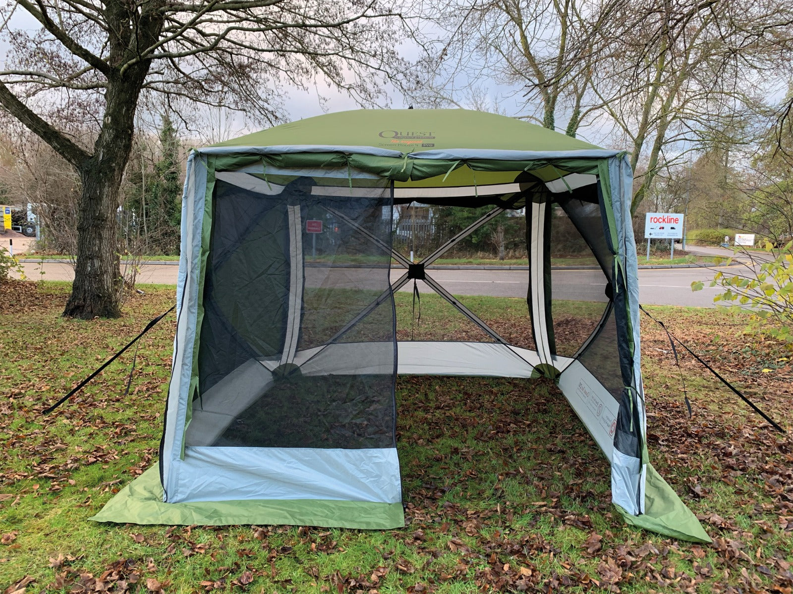 Quest Leisure Instant Screen House 4 Pro