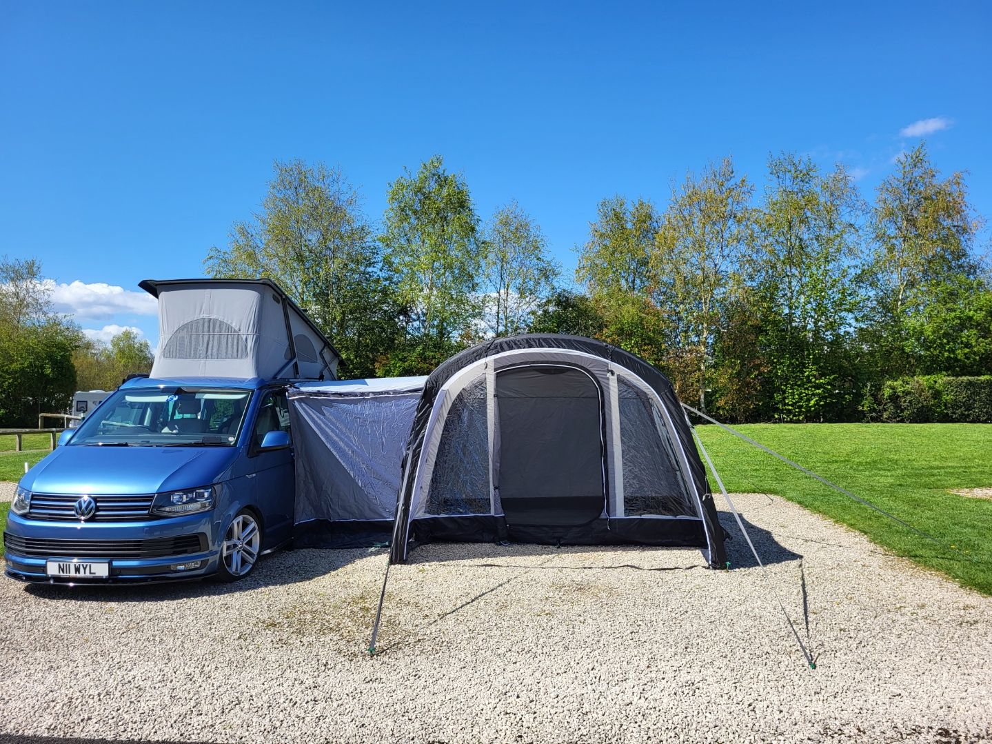 Sunncamp Swift Van Motor Air Mid Drive Away Campervan Awning