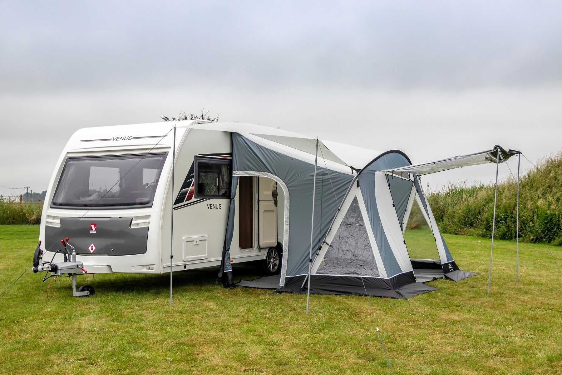 Sunncamp Swift Deluxe 325 SC Caravan Porch Awning