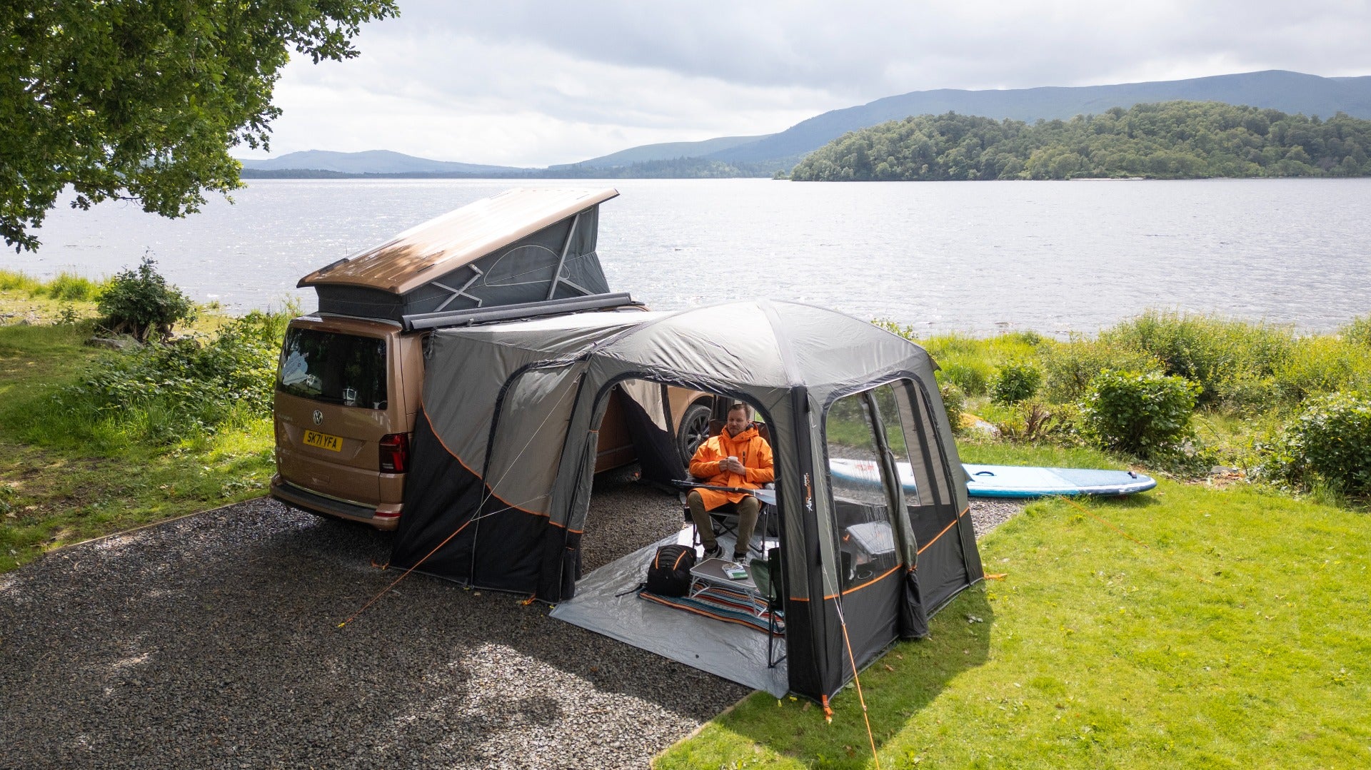 Vango Tailgate Airhub II Low Inflatable Driveaway Awning