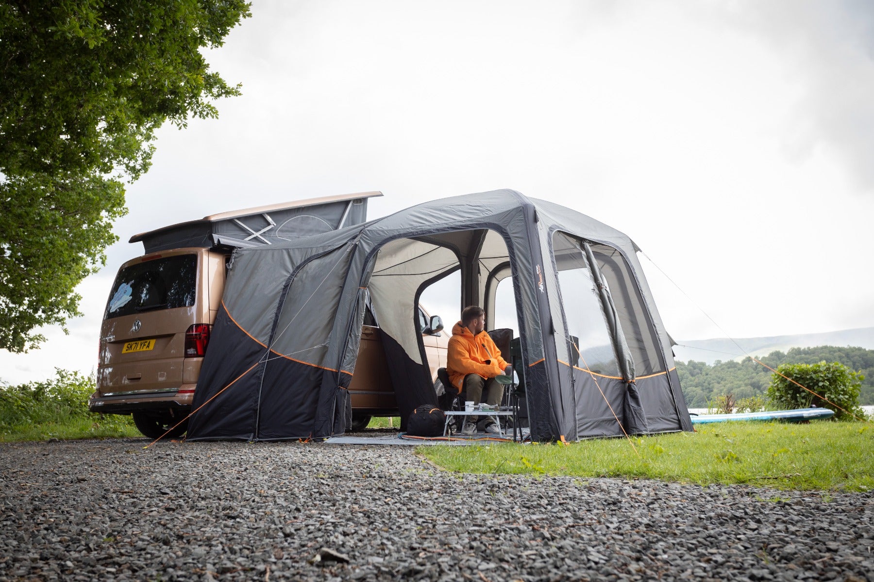 Vango Tailgate Airhub II Low Inflatable Driveaway Awning