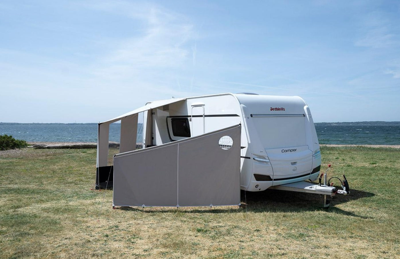 Isabella Windscreen Levo