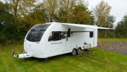 Camptech Sussex Poled Caravan Sunshade 360