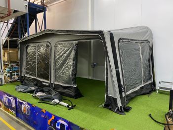 Quest Leisure Pluto Inflatable Full Caravan Awning